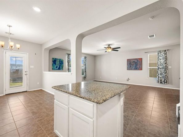 2950 E Old Settlers BLVD 55, Round Rock TX 78665