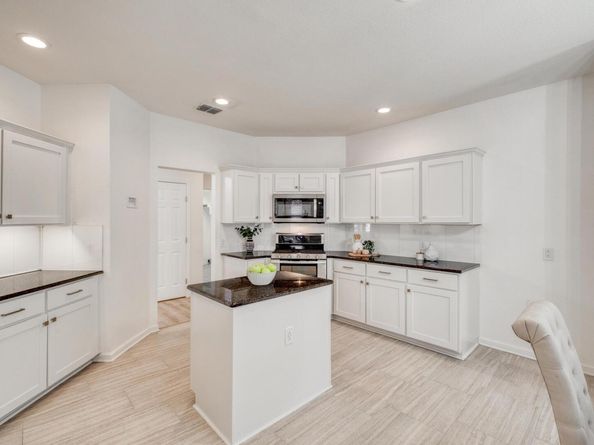 18000 Dansworth CV, Pflugerville TX 78660