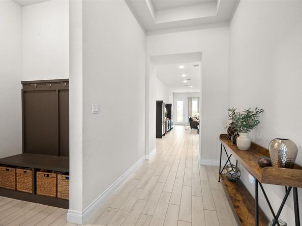 512 Monrovia CT, Liberty Hill TX 78642