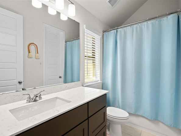 512 Monrovia CT, Liberty Hill TX 78642