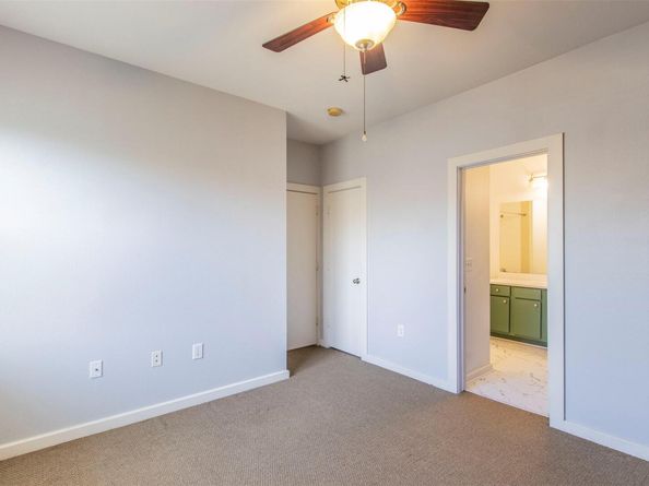 1201 Grove BLVD 702, Austin TX 78741