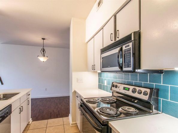 1201 Grove BLVD 702, Austin TX 78741