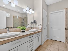 1811 Bluebonnet LN, Austin TX 78704