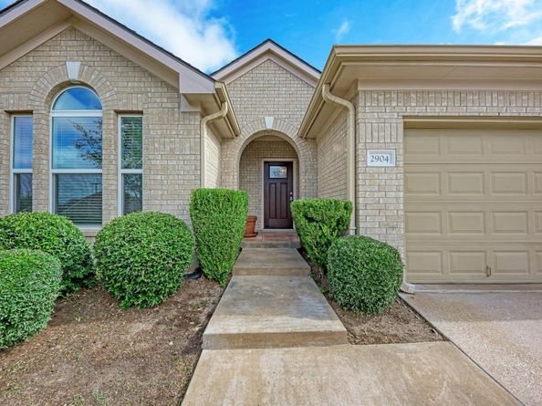 2904 Flower Hill DR, Round Rock TX 78664