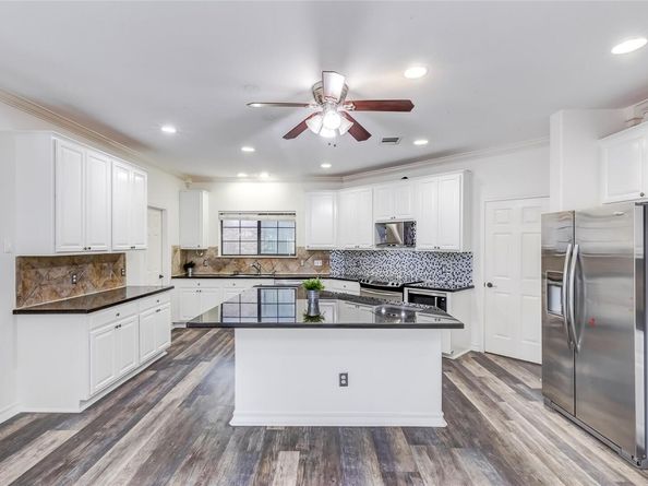 2310 Mckendrick DR, Cedar Park TX 78613