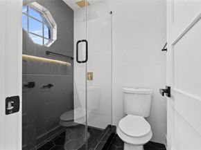 2706 Wheless LN Bldg 4, Austin TX 78723