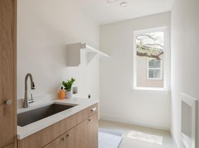 6409 Bradsher C, Austin TX 78745
