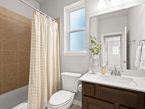 5705 Baythorne DR, Austin TX 78747