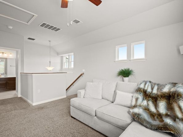 5705 Baythorne DR, Austin TX 78747