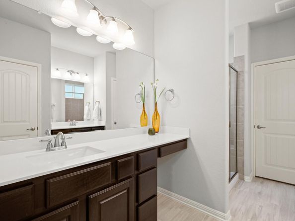 5705 Baythorne DR, Austin TX 78747