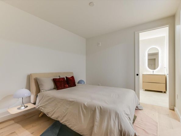 610 Davis ST 3306, Austin TX 78701