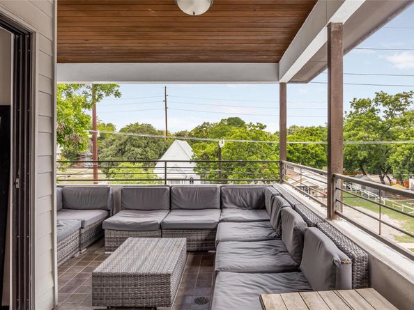 1103 E 12th ST, Austin TX 78702