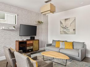 1103 E 12th ST, Austin TX 78702