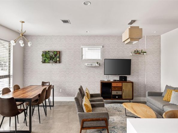 1103 E 12th ST, Austin TX 78702