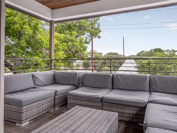 1103 E 12th ST, Austin TX 78702