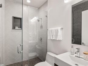 1103 E 12th ST, Austin TX 78702