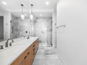 1116 Mariposa DR D, Austin TX 78704