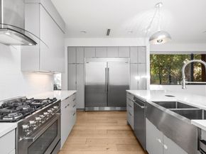 1116 Mariposa DR D, Austin TX 78704