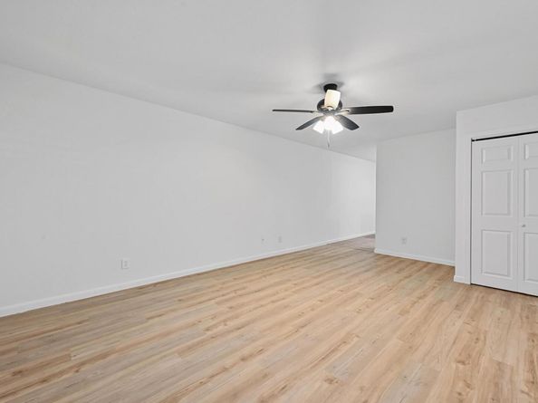 2303 E Side DR 102, Austin TX 78704
