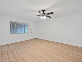 2303 E Side DR 102, Austin TX 78704