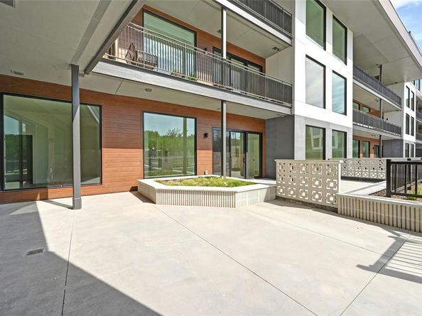 2209 S 1st ST 118, Austin TX 78704