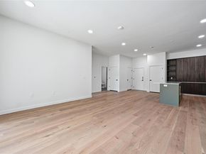 2209 S 1st ST 118, Austin TX 78704