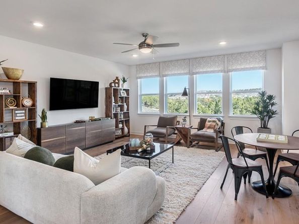 2429 Sondrio Bend LN, Leander TX 78641