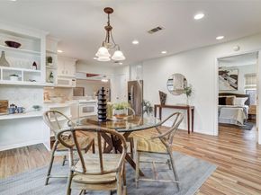 8606 Thunderbird RD A & B, Austin TX 78736