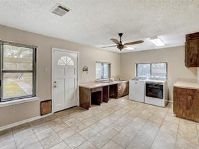 8606 Thunderbird RD A & B, Austin TX 78736