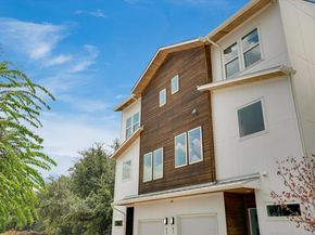 3007 E 12th ST 82, Austin TX 78702