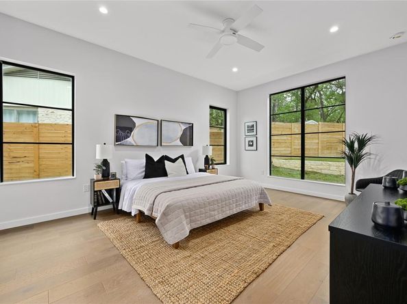 2635 Barton Hills DR, Austin TX 78704