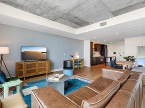 48 East Ave 2010, Austin TX 78701