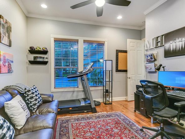 5709 Laguna Cliff LN, Austin TX 78734