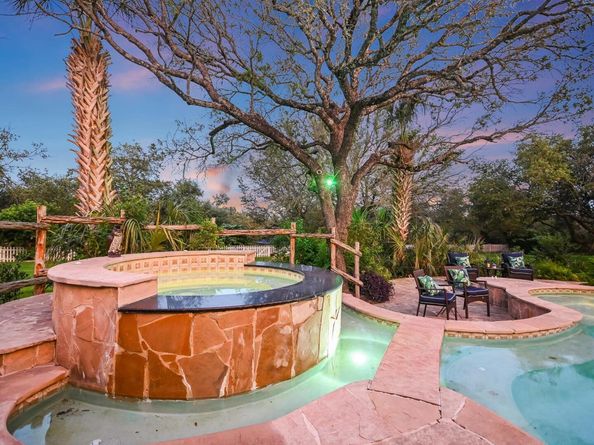 5709 Laguna Cliff LN, Austin TX 78734