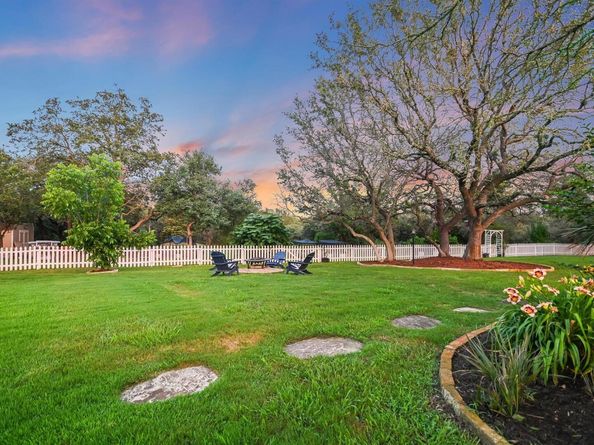 5709 Laguna Cliff LN, Austin TX 78734