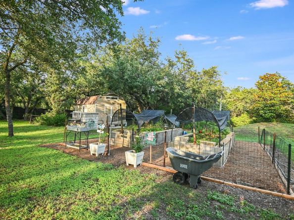 5709 Laguna Cliff LN, Austin TX 78734