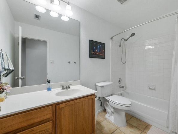 5428 Hitcher BND, Austin TX 78749