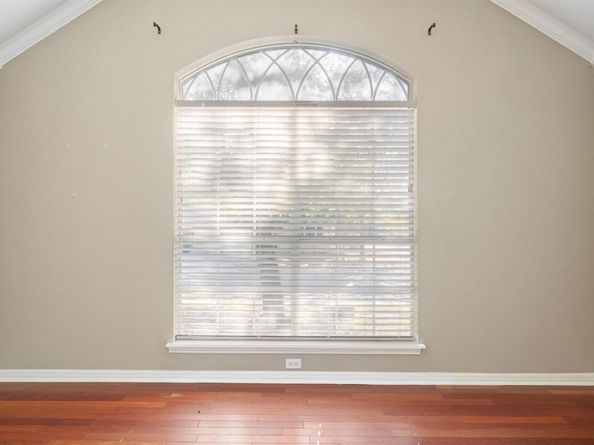 7124 Quimper LN, Austin TX 78749