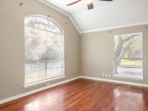 7124 Quimper LN, Austin TX 78749