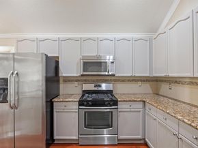 7124 Quimper LN, Austin TX 78749