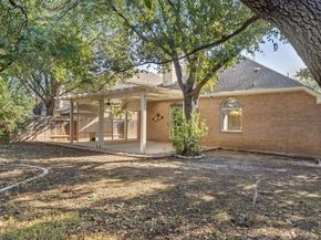7124 Quimper LN, Austin TX 78749