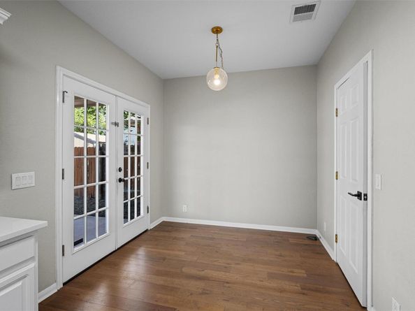 8340 Liberty Walk DR, Round Rock TX 78681