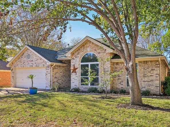 1014 Rocky Creek DR, Pflugerville TX 78660