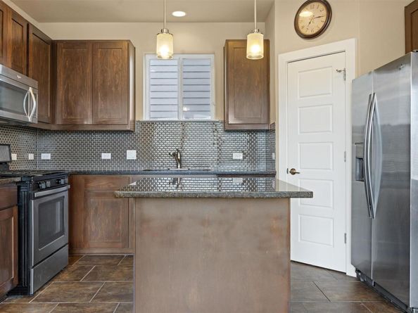 2621 Witsome LOOP, Austin TX 78741