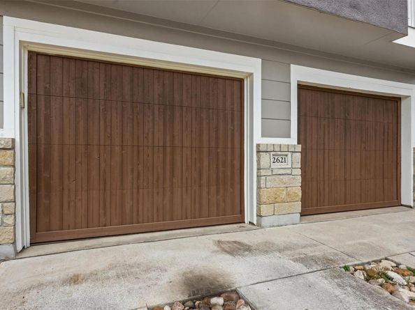 2621 Witsome LOOP, Austin TX 78741