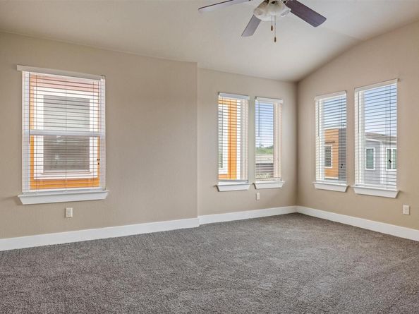 2621 Witsome LOOP, Austin TX 78741