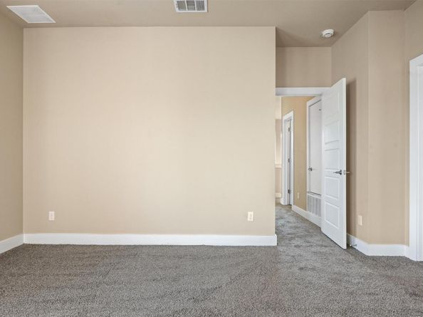 2621 Witsome LOOP, Austin TX 78741