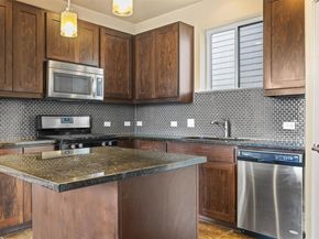 2621 Witsome LOOP, Austin TX 78741