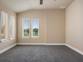 2621 Witsome LOOP, Austin TX 78741