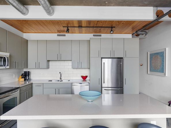 1401 Eva ST 406, Austin TX 78704